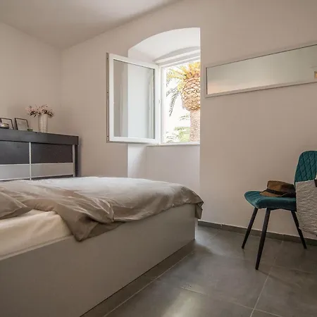 Apartmani Stones Sutivan I Exterior photo